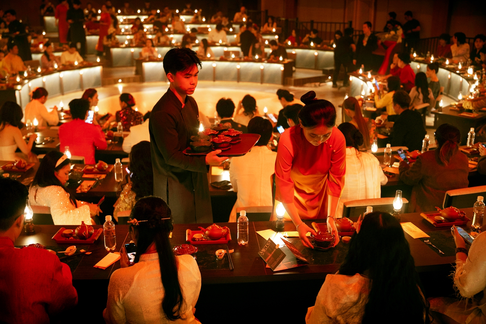 Dinner Show là gì? Xu hướng trải nghiệm ẩm thực kèm biểu diễn nghệ thuật tại Việt Nam