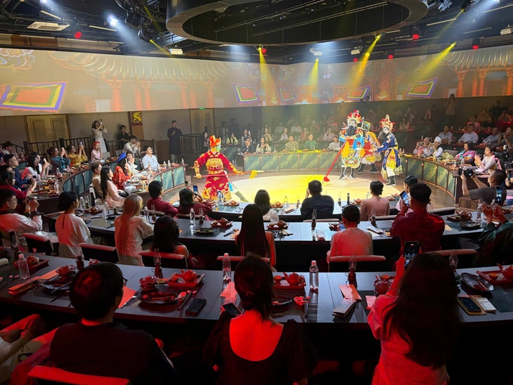 LOALOA Show: Khi di sản được kể lại bằng nghệ thuật, ẩm thực và cảm xúc